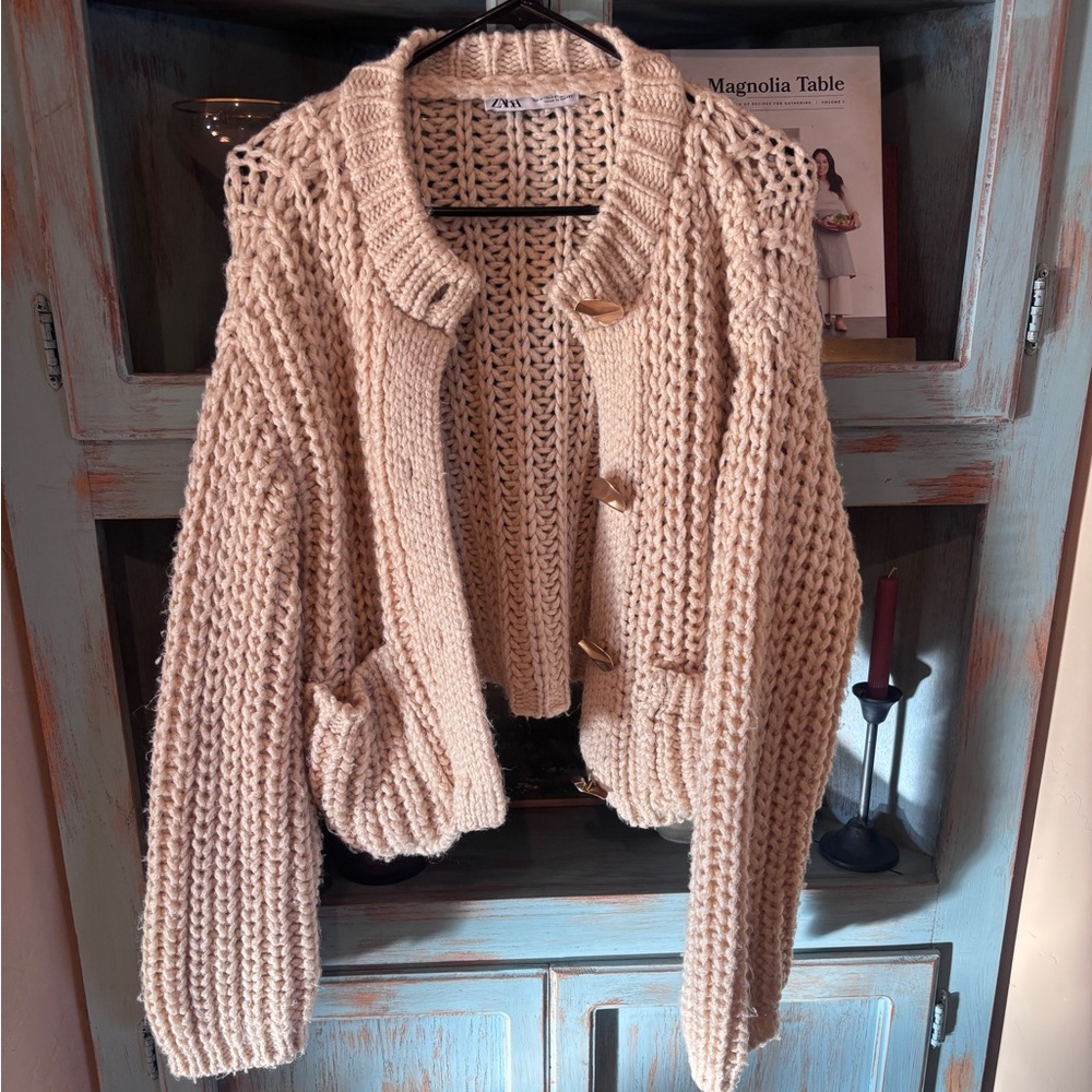 Zara knit sweater chunky small